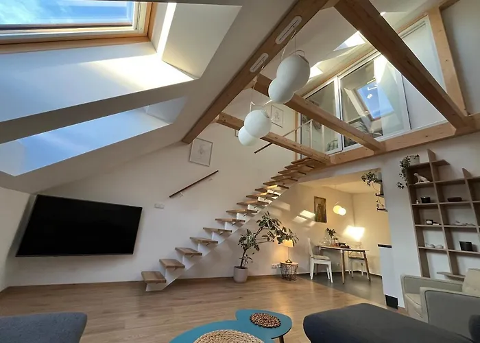 Chic & Design Maisonette For Your City Getaway