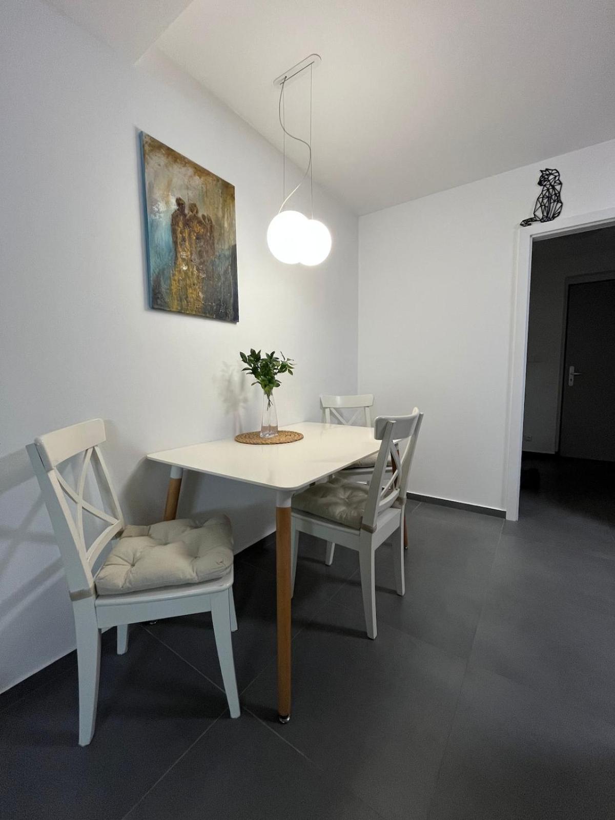 Chic & Design Maisonette For Your City Getaway